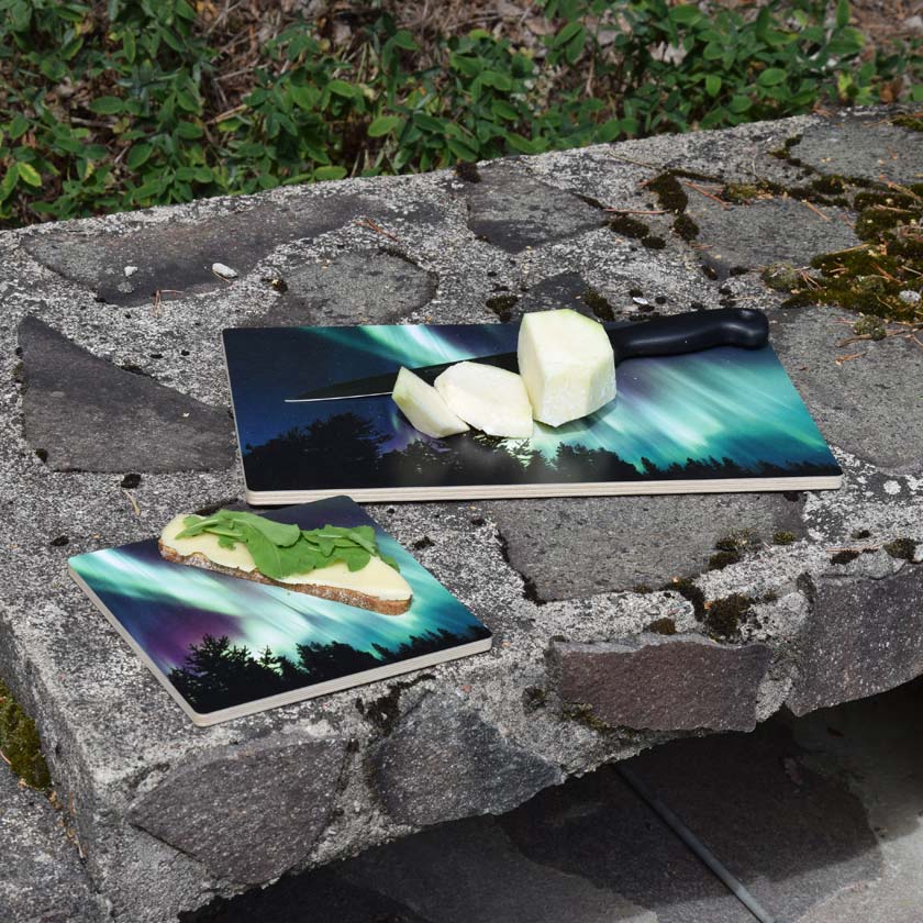 Liikelahja logolla Revontuli leikkuulauta