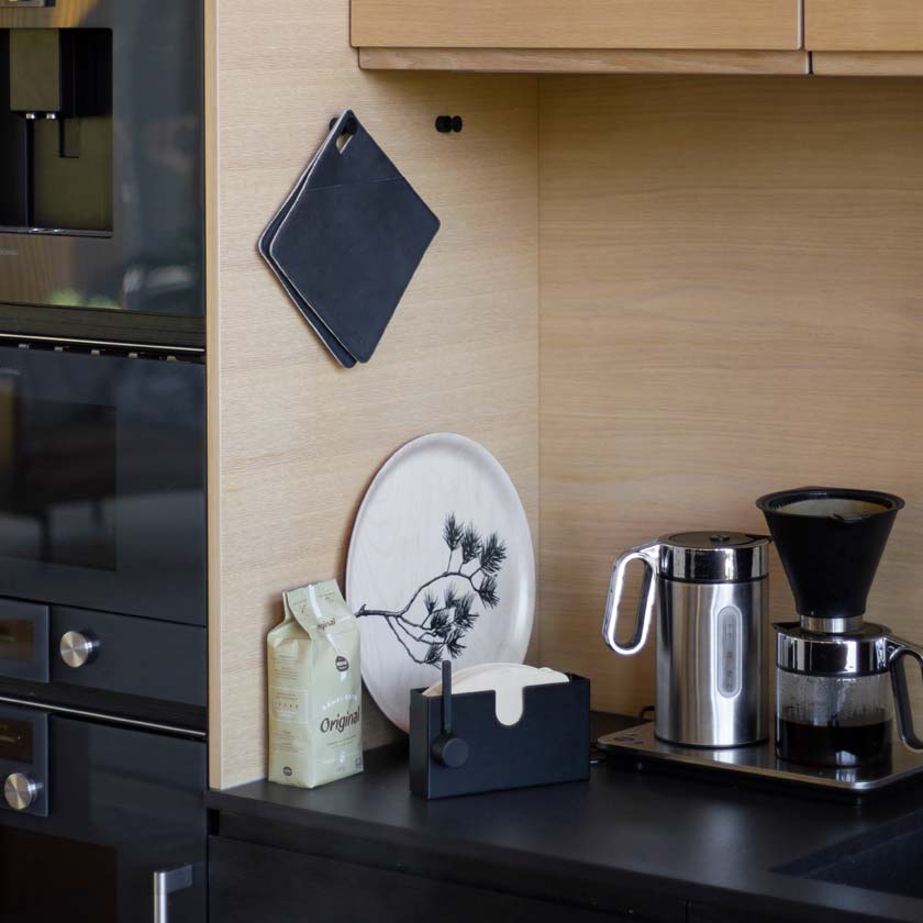 Liikelahja Havu tarjotin omalla logolla Miiko suomalainen design