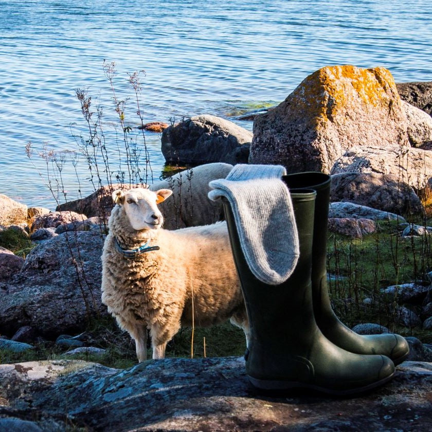 Finnische lange Wollsocken, Kniestrümpfe aus Wolle hergestellt in Finnland, The Finland Shop