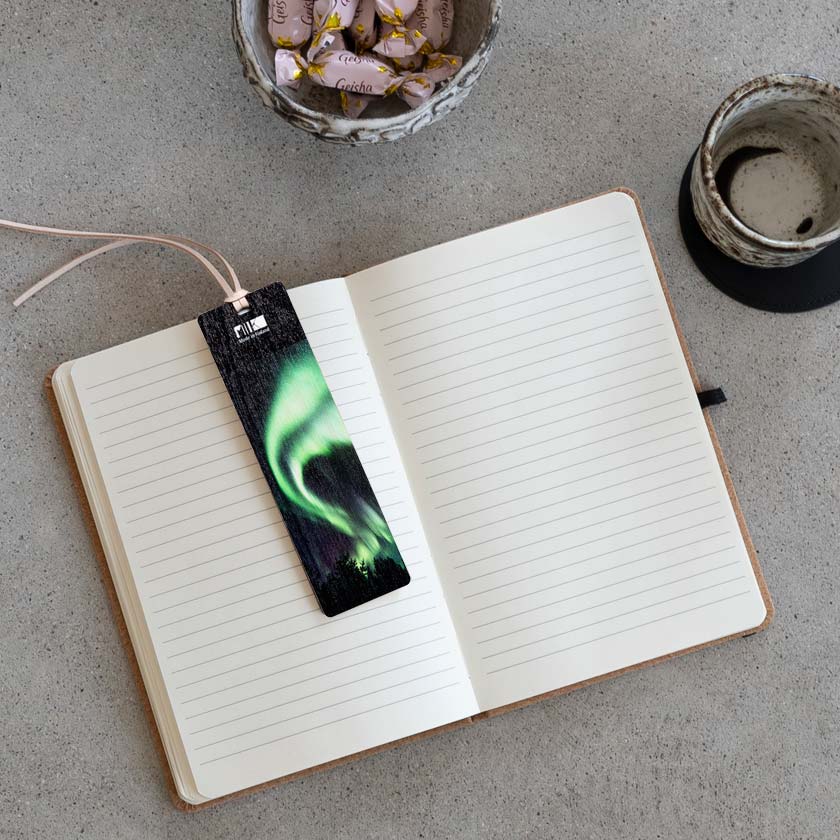 Matkamuisto Revontuli kirjanmerkki