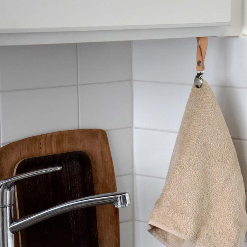 Pyyhenipsu nahkaa suomalainen kotimainen Tinas design house
